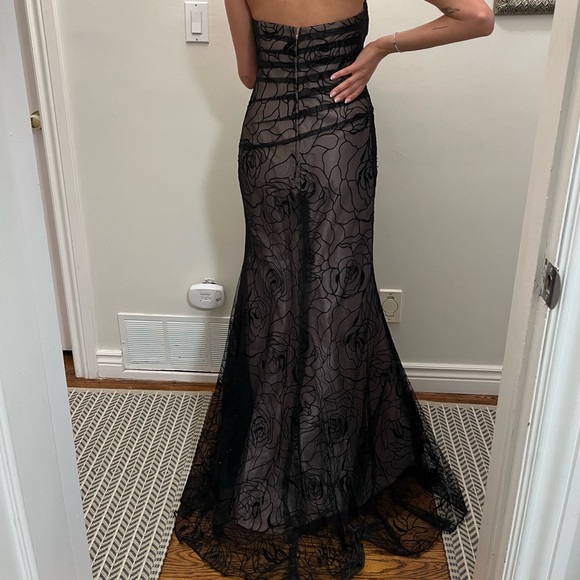 Evening gown Rina di Montella - Picture 3 of 4